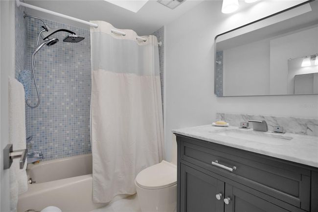 APT-33E - 1701 Pinehurst Rd, Condo with 2 bedrooms, 2 bathrooms and null parking in DUNEDIN FL | Image 39