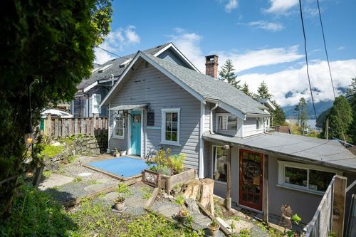 987 Dorman Rd, Bowen Island, BC, V0N1G1 | Card Image