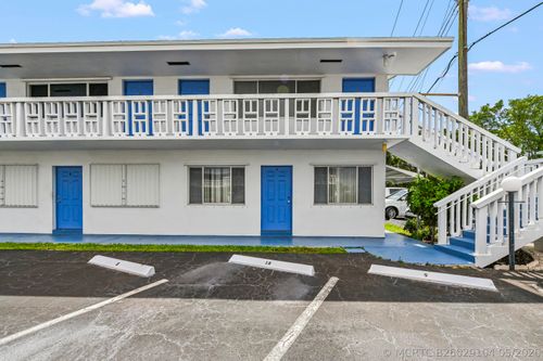 9-1950 Lake Osborne Dr, Lake Worth Beach, FL, 33461-5649 | Card Image