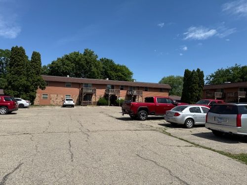 1912 Blackhawk Blvd, South Beloit, IL, 61080-2479 | Card Image