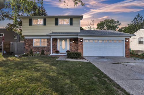 259 Elmhurst Ave, Ypsilanti, MI, 48197-4374 | Card Image