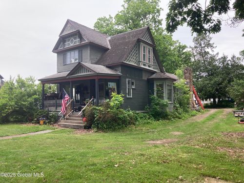 48 Spring St, Port Henry, NY, 12974-1020 | Card Image
