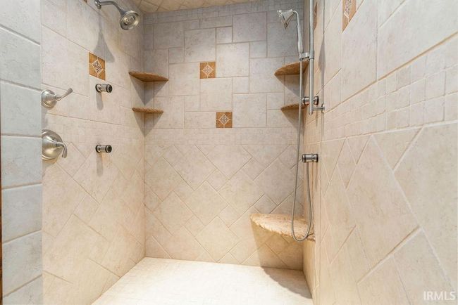 2848 N 800 E, House other with 3 bedrooms, 6 bathrooms and null parking in Andrews IN | Image 21