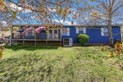 10955 Middle Wallens Creek Rd, Jonesville, VA, 24263-7748 | Card Image