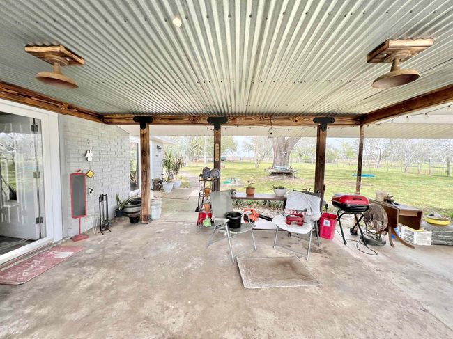 1209 Highway 73, House other with 3 bedrooms, 2 bathrooms and null parking in Winnie TX | Image 32