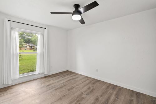1252 Live Oak Dr, Marble Falls, TX, 78654-7259 | Card Image