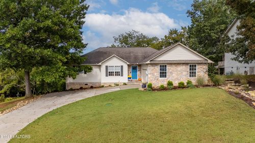 124 Hartford Village Way, Kingston, TN, 37763-7084 | Card Image