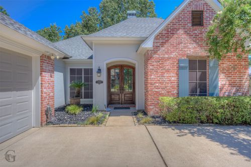 10489 Plum Creek Dr, Shreveport, LA, 71106-8530 | Card Image