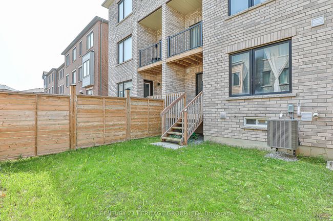 20 Vantage Loop, House attached with 4 bedrooms, 4 bathrooms and 2 parking in Newmarket ON | Image 31
