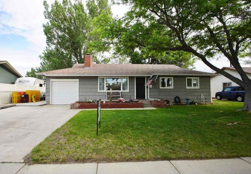 3044 Bruhn Way, Casper, WY, 82609-1844 | Card Image