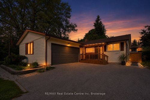 289 Garafraxa St E, Fergus, ON, N1M1E2 | Card Image
