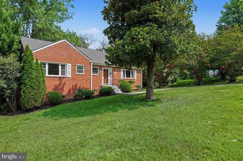 3058 Hazelton St, FALLS CHURCH, VA, 22044-1715 | Card Image