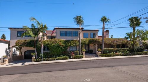 1001 4th St, Hermosa Beach, CA, 90254-4802 | Card Image