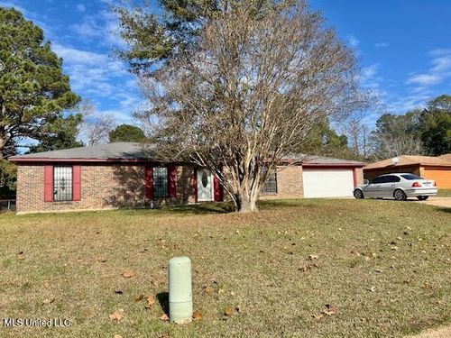 1946 Oakwood Pl, Jackson, MS, 39213-7840 | Card Image