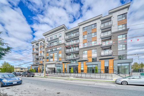 201 - 20695 Eastleigh Crescent, Condo with 2 bedrooms, 2 bathrooms and 2 parking in Langley BC | Card Image