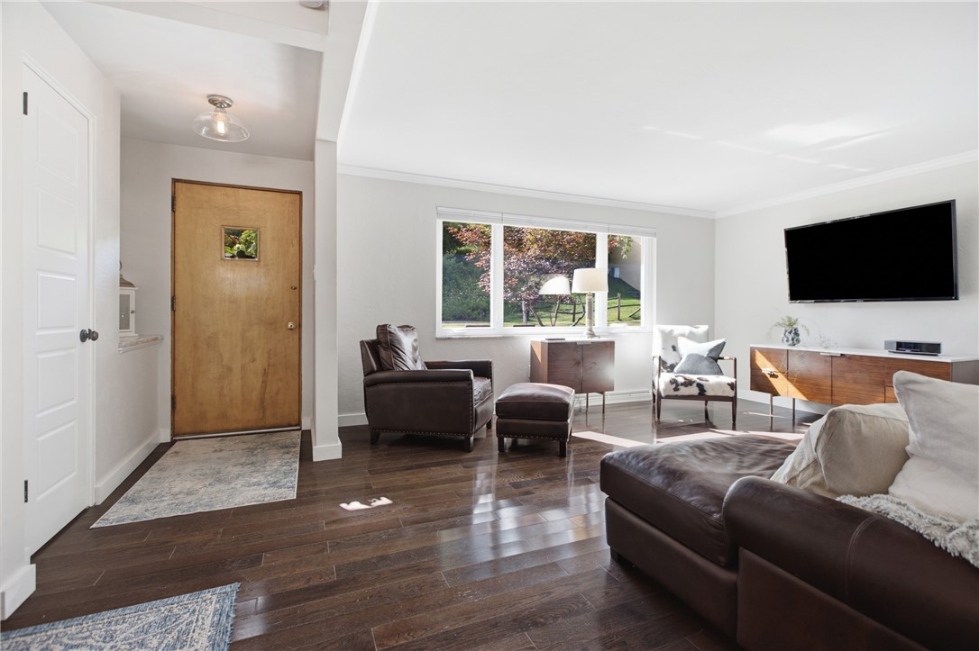 Residential in Carnegie 3