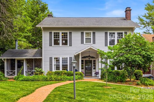 1620 Norwood Pl, Hendersonville, NC, 28791-2332 | Card Image