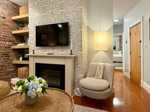 apt-3-59 Myrtle St, Boston, MA, 02114-4550 | Card Image