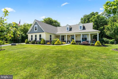 286 Varick Trl, HEDGESVILLE, WV, 25427-1236 | Card Image