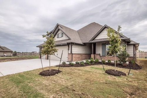 5504 Shiloh Drive, Oklahoma City, OK, 73179 | Card Image