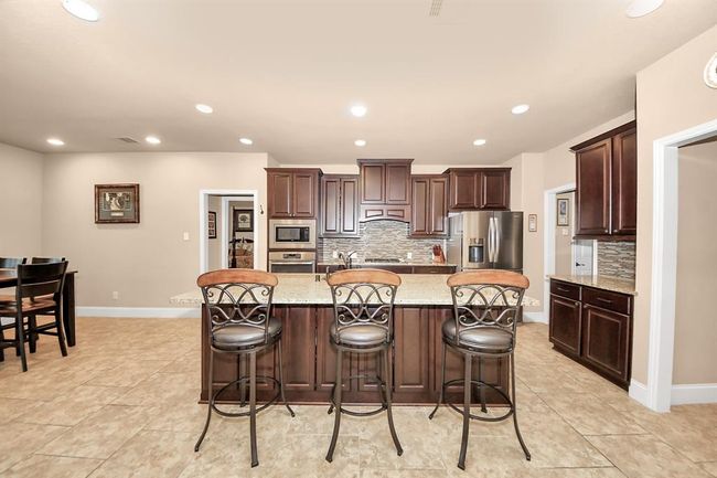 12502 Floral Park Ln, House other with 4 bedrooms, 4 bathrooms and 2 parking in Pearland TX | Image 13