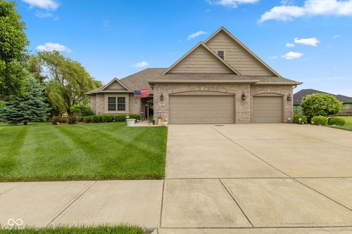 4295 Thompson Row, Greenwood, IN, 46143-7441 | Card Image