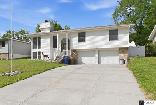 408 Kountze Memorial Dr, Bellevue, NE, 68005-2523 | Card Image
