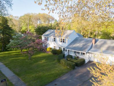 256 Bassett Road, House other with 6 bedrooms, 3 bathrooms and null parking in North Haven CT | Image 2