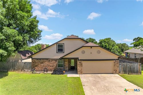 3010 Oakwood Dr, Harker Heights, TX, 76548-8769 | Card Image