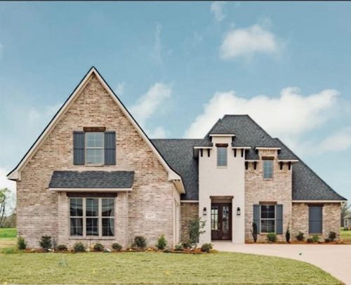 627 Dumaine Dr, Bossier City, LA, 71111-6277 | Card Image
