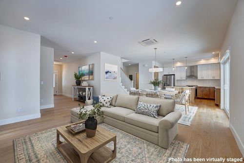 24 Kasnet Dr, Rye, NH, 03870-4404 | Card Image