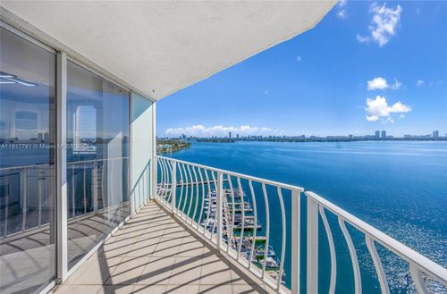 apt-1920-7601 E Treasure Dr, North Bay Village, FL, 33141-4368 | Card Image