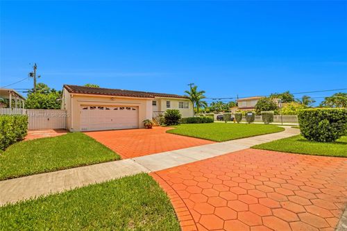 1931 Sw 83rd Ave, Miami, FL, 33155-1105 | Card Image
