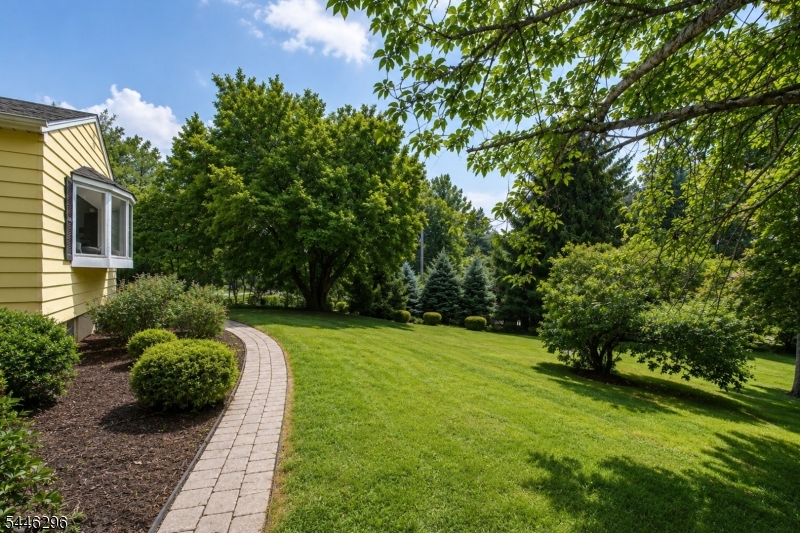 Residential in Bernardsville Boro 4
