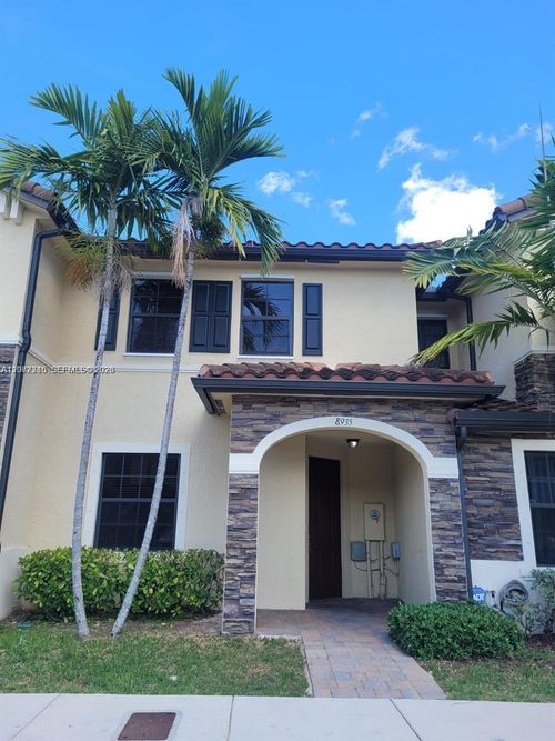 8935-8935 W 35th Ln, Hialeah, FL, 33018-1888 | Card Image