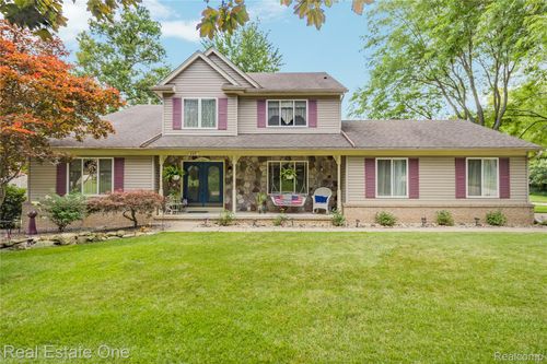 420 Rosario Ln, White Lake, MI, 48386-4406 | Card Image