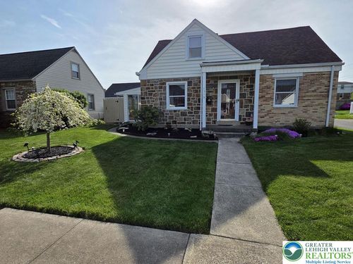 1316 N Van Buren St, ALLENTOWN, PA, 18109-8745 | Card Image