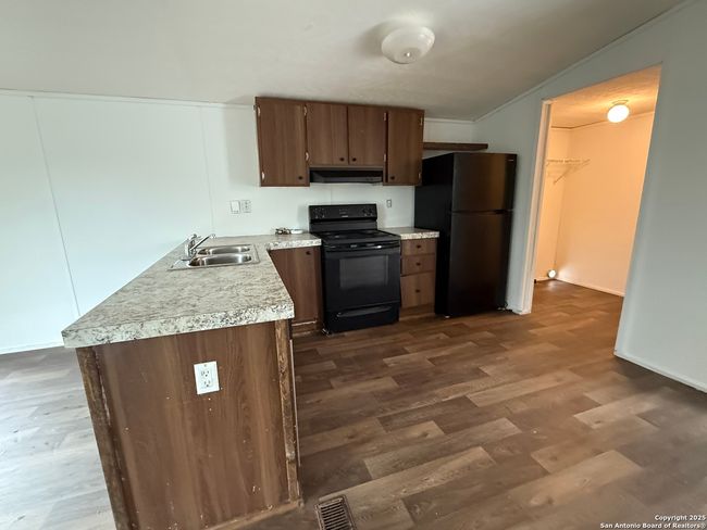 125 Oak Hvn, House other with 6 bedrooms, 4 bathrooms and null parking in Mountain Home TX | Image 44