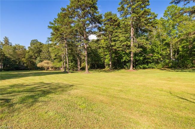5305 Shattalon Dr, House other with 2 bedrooms, 2 bathrooms and null parking in Winston-Salem NC | Image 7