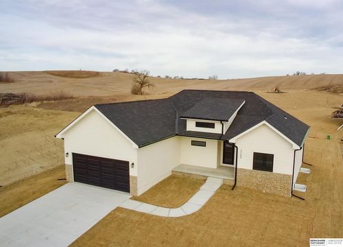 3103 Mulberry Dr, Blair, NE, 68008 | Card Image