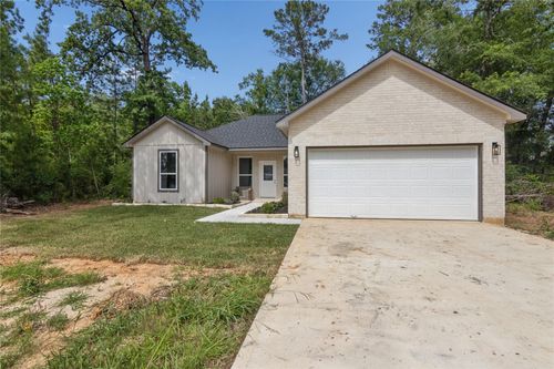 185 W Village Cove Loop, Livingston, TX, 77351-5856 | Card Image