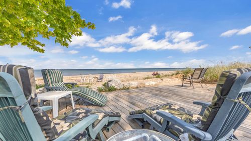 133 Surfside Dr, Cedar Grove, WI, 53013-1438 | Card Image