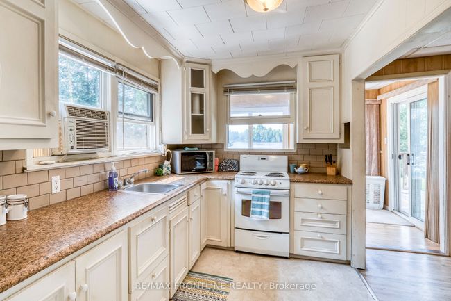 71 Deuces Lane, House other with 2 bedrooms, 1 bathrooms and 6 parking in Lombardy ON | Image 12