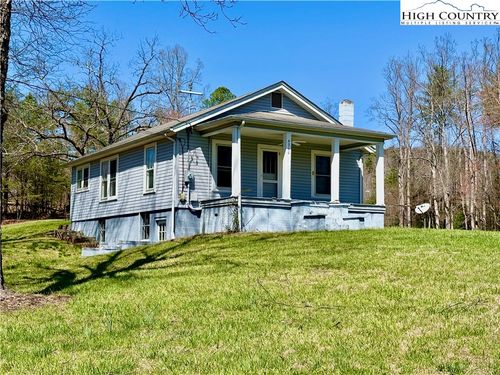 4366 Lynn Martin Ln, Lenoir, NC, 28645-7531 | Card Image