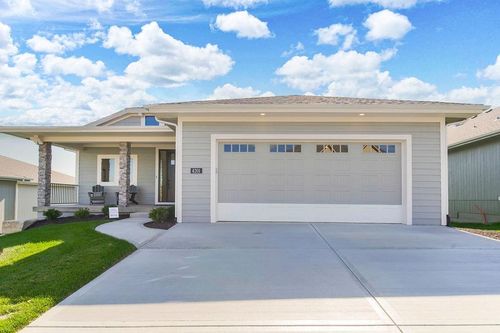 4013 W 158th Pl, Overland Park, KS, 66224-4267 | Card Image