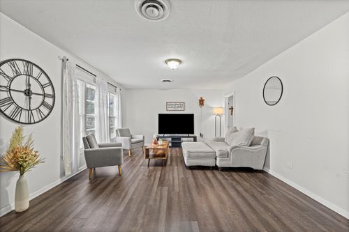 1208 Sunset St, Waco, TX, 76710-5063 | Card Image