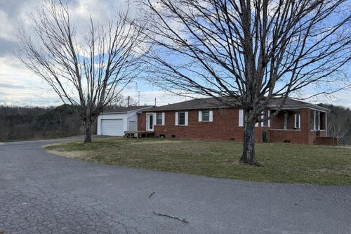 13361 Chapman Hwy, Seymour, TN, 37865-6426 | Card Image