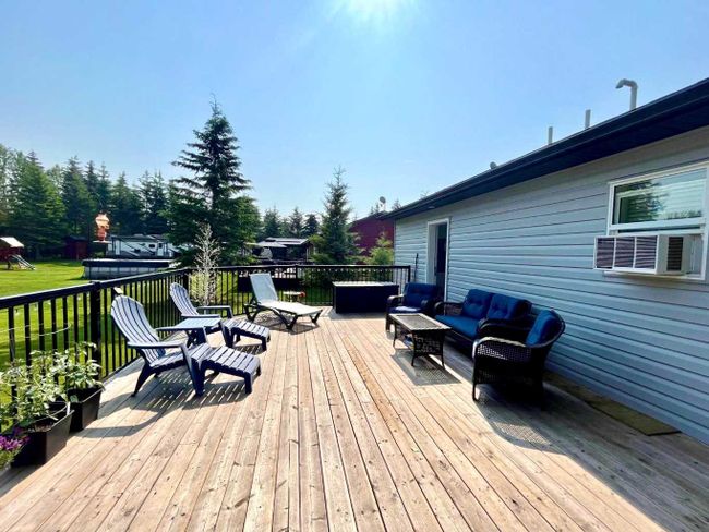 350 14579 Township Rd 690, Home with 3 bedrooms, 2 bathrooms and 5 parking in Lac La Biche AB | Image 15