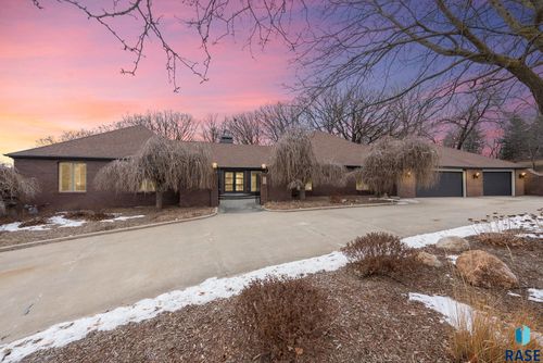 1200 E Tomar Rd Road, Sioux Falls, SD, 57105 | Card Image