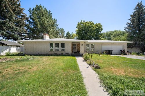 1890 Niagara St, Idaho Falls, ID, 83404-6435 | Card Image